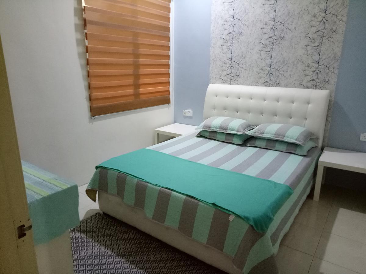 Miker Homestay Seri Iskandar Luaran gambar